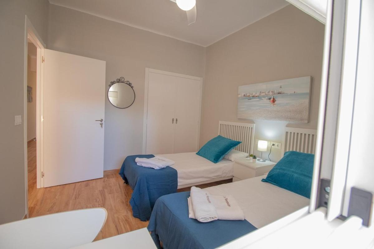 C102 - Huge And Stylish 5 Bedroom By The Center Malaga Bagian luar foto