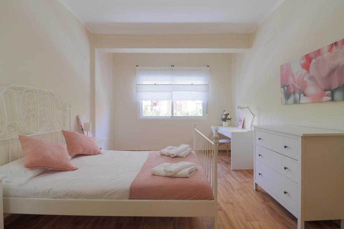 C102 - Huge And Stylish 5 Bedroom By The Center Malaga Bagian luar foto