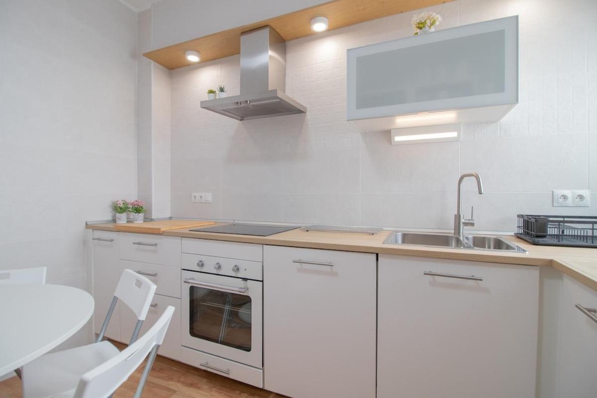 C102 - Huge And Stylish 5 Bedroom By The Center Malaga Bagian luar foto