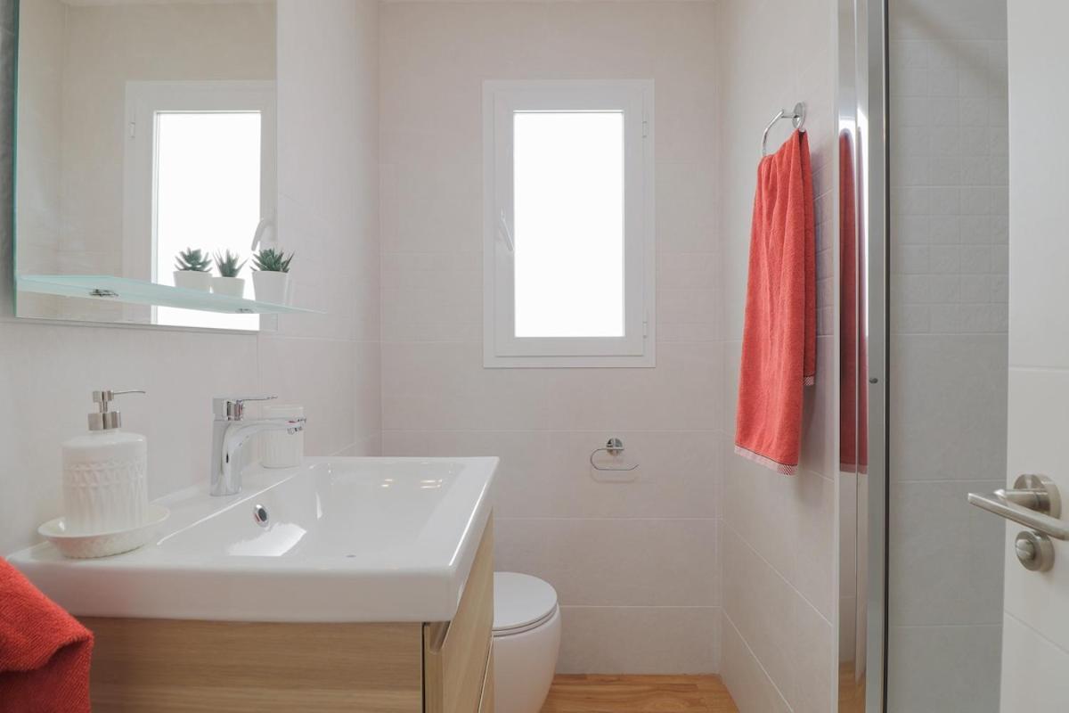 C102 - Huge And Stylish 5 Bedroom By The Center Malaga Bagian luar foto