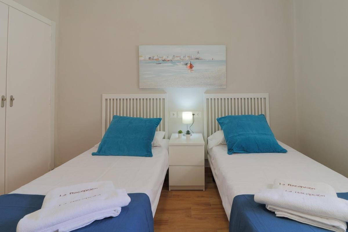 C102 - Huge And Stylish 5 Bedroom By The Center Malaga Bagian luar foto