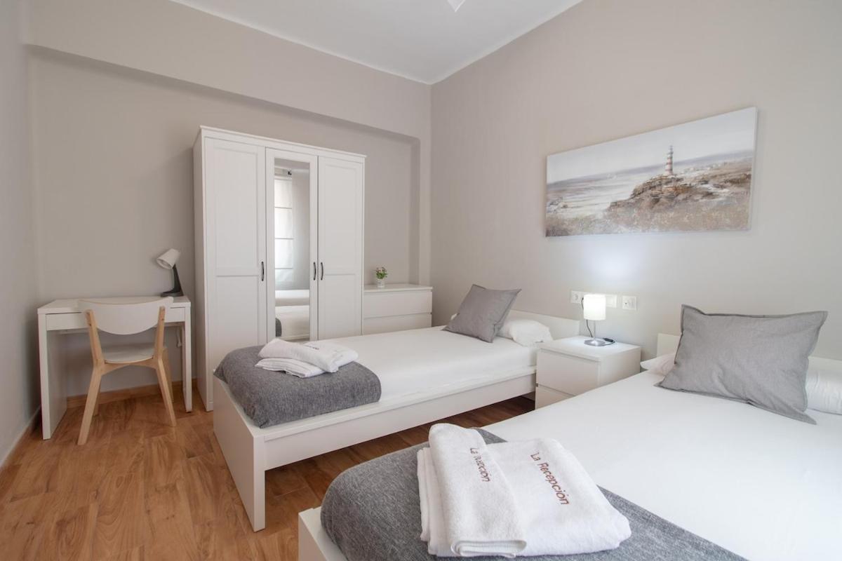 C102 - Huge And Stylish 5 Bedroom By The Center Malaga Bagian luar foto